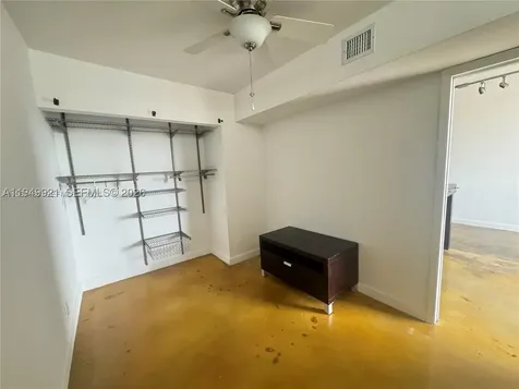 2000 NE 135th Street North Miami FL 33181