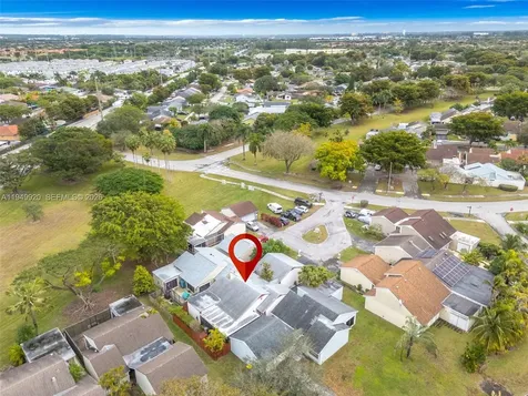 1304 Redstart Court Homestead FL 33035