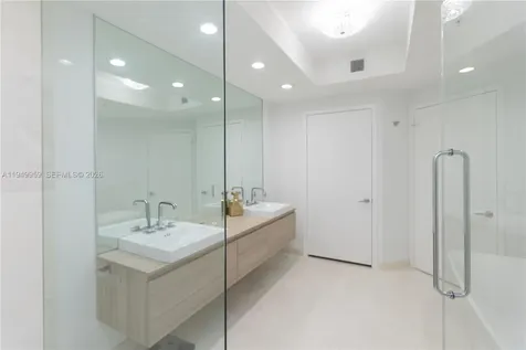 17111 Biscayne Boulevard North Miami Beach FL 33160