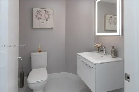 17111 Biscayne Boulevard North Miami Beach FL 33160