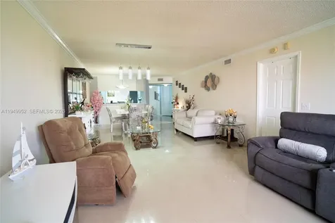 10133 NW 24th Place Sunrise FL 33322
