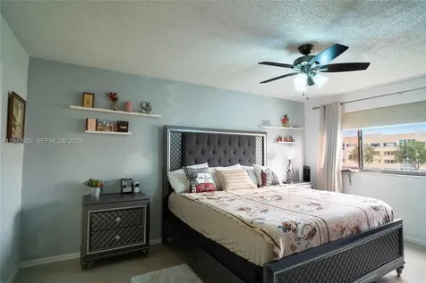 10133 NW 24th Place Sunrise FL 33322