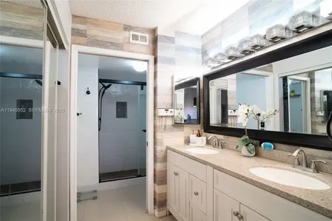 10133 NW 24th Place Sunrise FL 33322