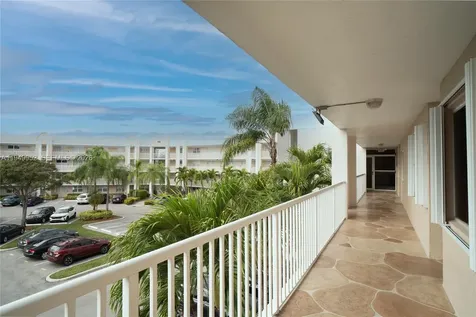 10133 NW 24th Place Sunrise FL 33322