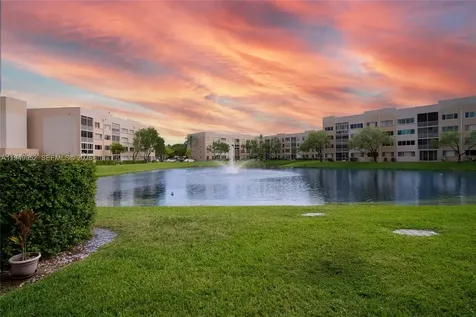 10133 NW 24th Place Sunrise FL 33322