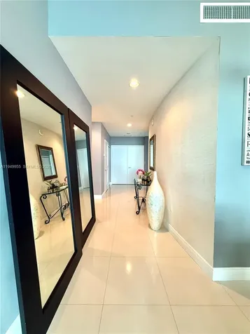 7928 East Drive North Bay Village FL 33141