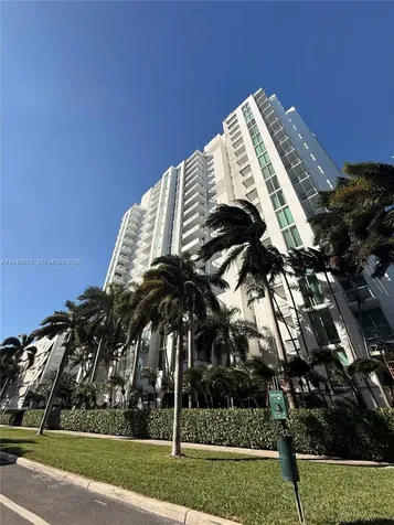 7928 East Drive North Bay Village FL 33141