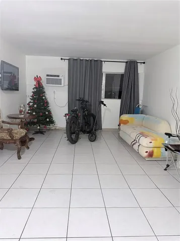 11930 NE 19th Drive North Miami FL 33181
