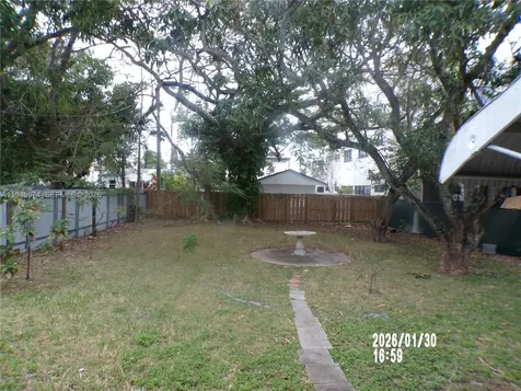 424 NE 72nd Street Miami FL 33138