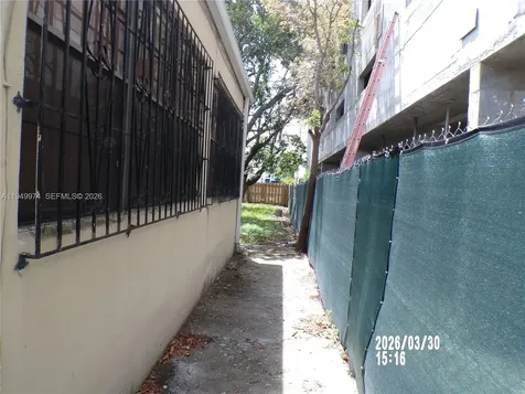 424 NE 72nd Street Miami FL 33138