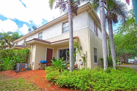 2615 SW 100th Avenue Miramar FL 33025