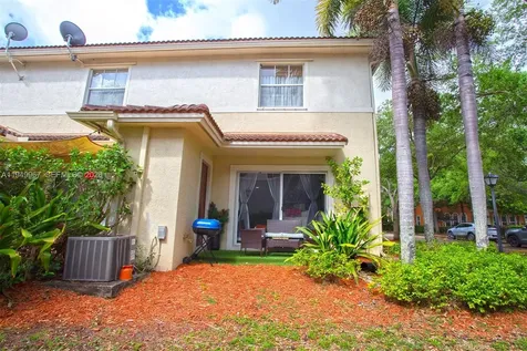 2615 SW 100th Avenue Miramar FL 33025