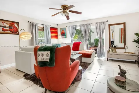 2615 SW 100th Avenue Miramar FL 33025
