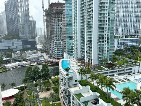350 S Miami Avenue Miami FL 33130