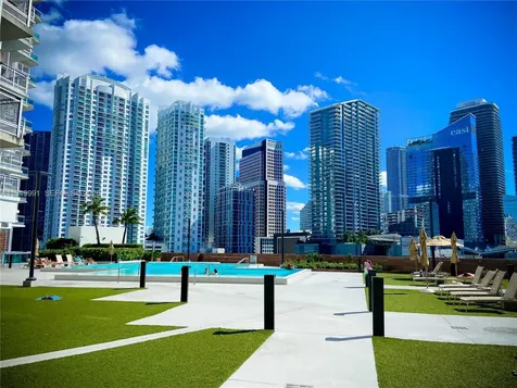 350 S Miami Avenue Miami FL 33130