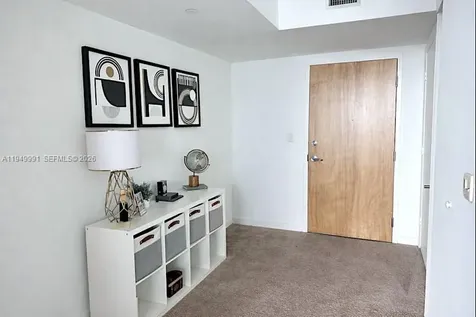 350 S Miami Avenue Miami FL 33130