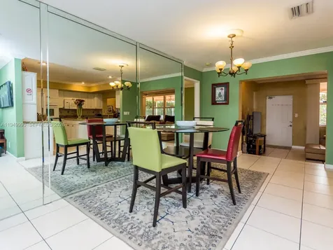 5524 Garfield Street Hollywood FL 33021