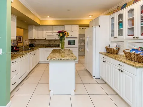 5524 Garfield Street Hollywood FL 33021