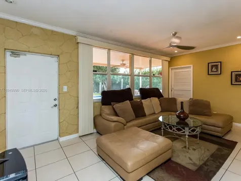 5524 Garfield Street Hollywood FL 33021