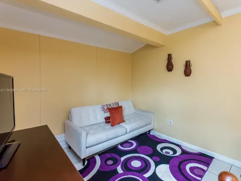 5524 Garfield Street Hollywood FL 33021