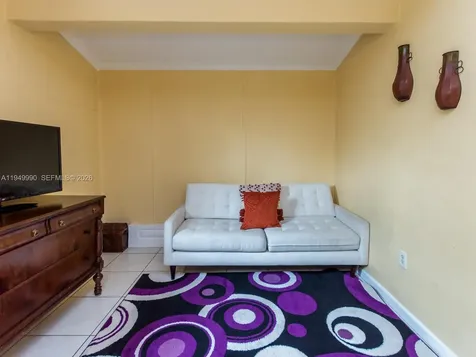 5524 Garfield Street Hollywood FL 33021
