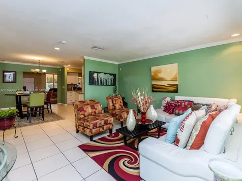 5524 Garfield Street Hollywood FL 33021