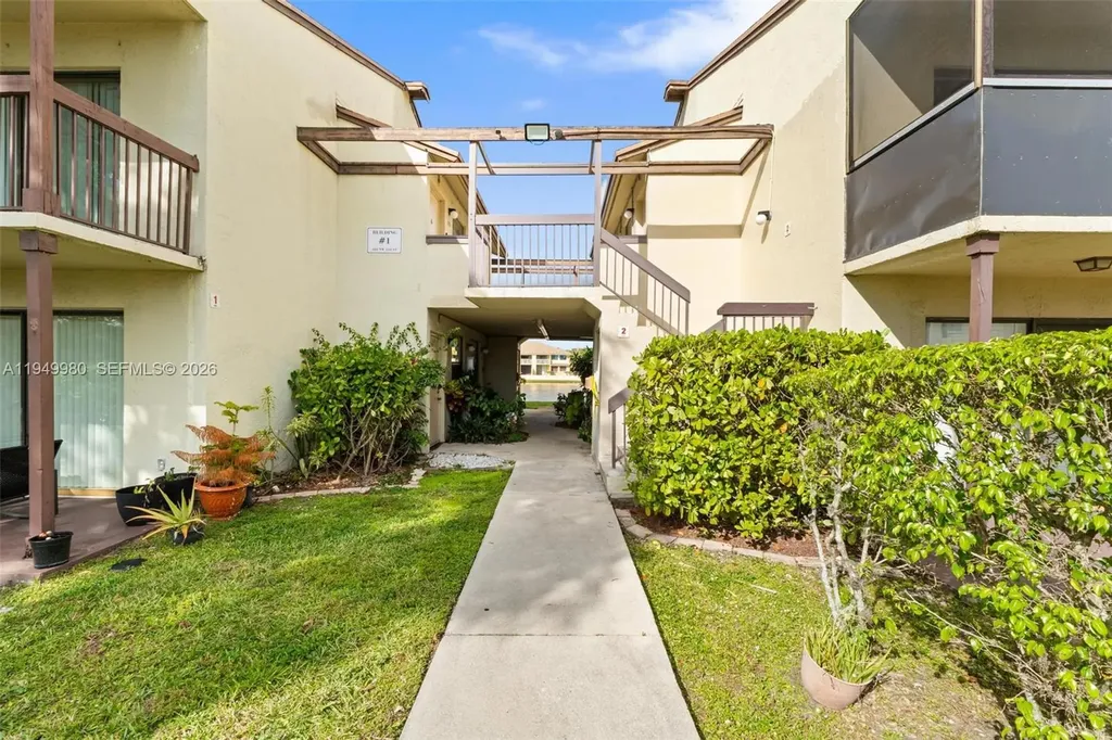 475 NW 210th Street Miami Gardens FL 33169