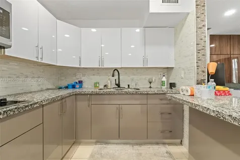 475 NW 210th Street Miami Gardens FL 33169
