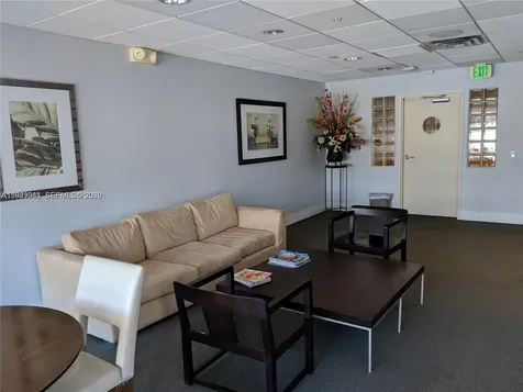 3000 S Ocean Drive Hollywood FL 33019