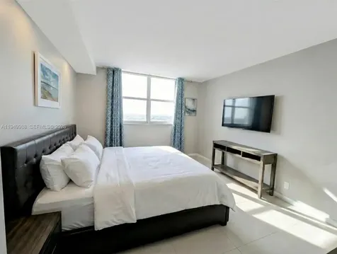 3000 S Ocean Drive Hollywood FL 33019