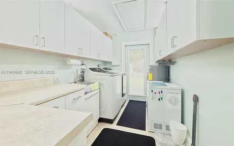 19280 SW 304th Street Homestead FL 33030