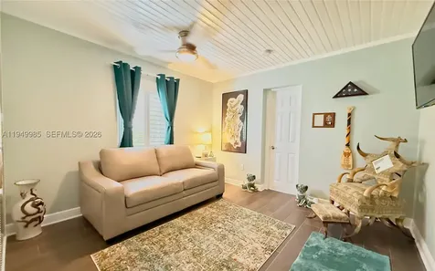 19280 SW 304th Street Homestead FL 33030