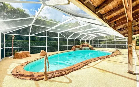 19280 SW 304th Street Homestead FL 33030