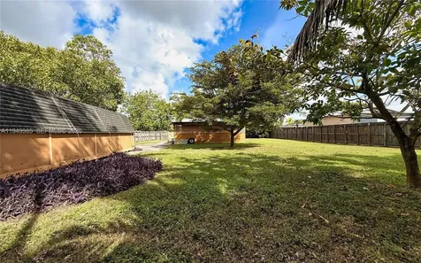 19280 SW 304th Street Homestead FL 33030