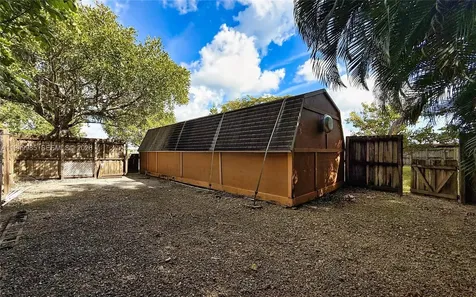 19280 SW 304th Street Homestead FL 33030