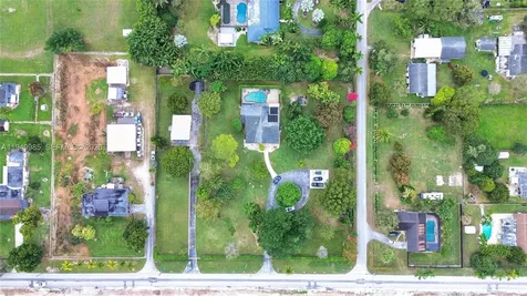 19280 SW 304th Street Homestead FL 33030