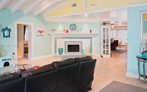 19280 SW 304th Street Homestead FL 33030