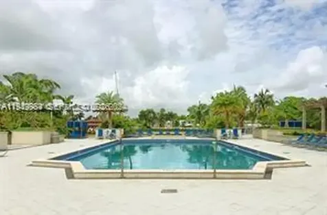 5600 Collins Avenue Miami Beach FL 33140