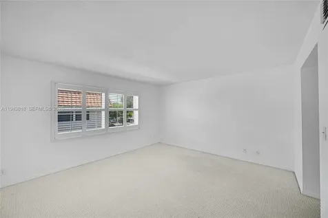5555 N Ocean Boulevard Lauderdale By The Sea FL 33308