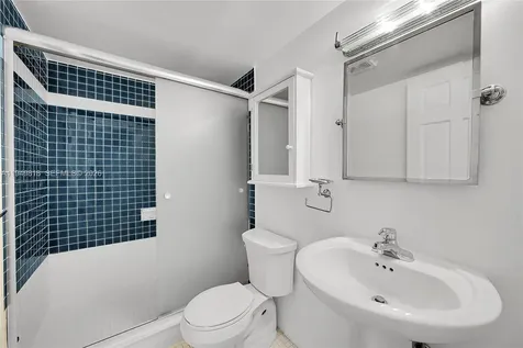 5555 N Ocean Boulevard Lauderdale By The Sea FL 33308