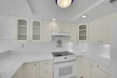 5555 N Ocean Boulevard Lauderdale By The Sea FL 33308