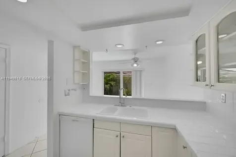 5555 N Ocean Boulevard Lauderdale By The Sea FL 33308