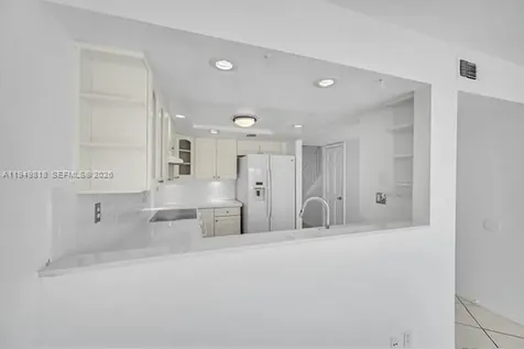 5555 N Ocean Boulevard Lauderdale By The Sea FL 33308