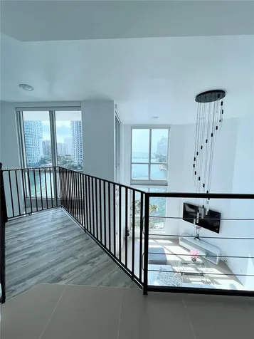 300 S Biscayne Boulevard Miami FL 33131