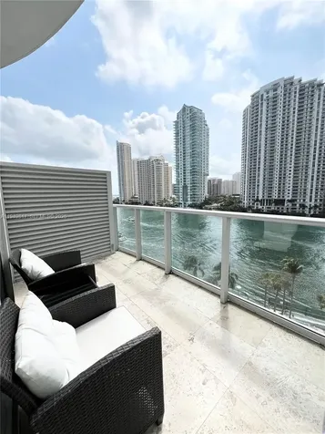 300 S Biscayne Boulevard Miami FL 33131