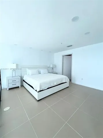 300 S Biscayne Boulevard Miami FL 33131