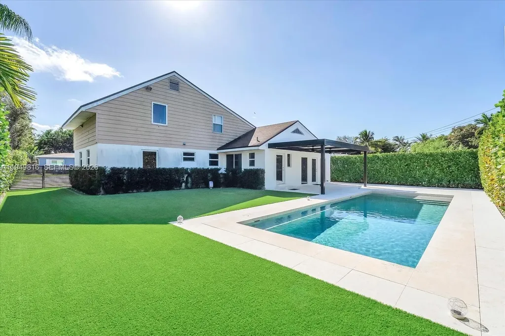 6735 SW 51st Street Miami FL 33155