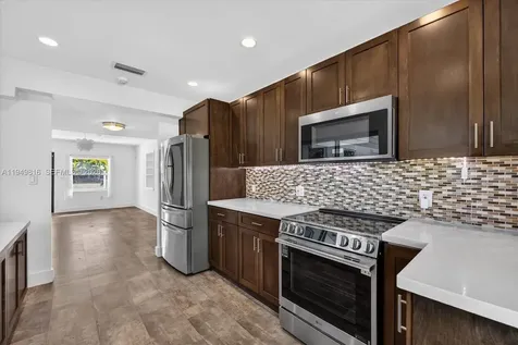 6735 SW 51st Street Miami FL 33155