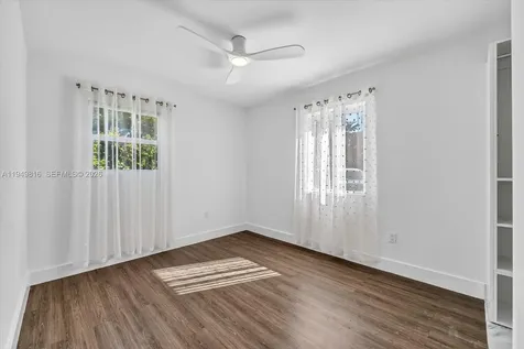 6735 SW 51st Street Miami FL 33155