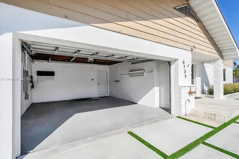 6735 SW 51st Street Miami FL 33155